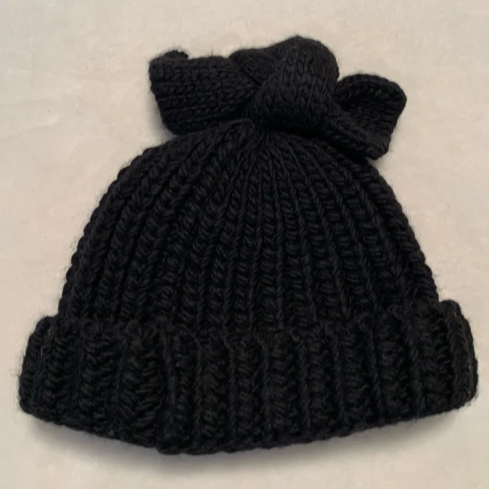 Federicamoretti Black Chunky Knit Bow Beanie - Made in Italy - Wool Blend